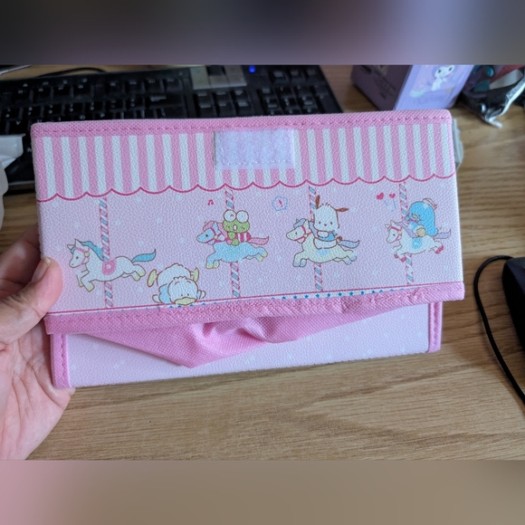 New - Inspired by Sanrio Hapidanbui Tissue Box Cover - Picture 5 of 7